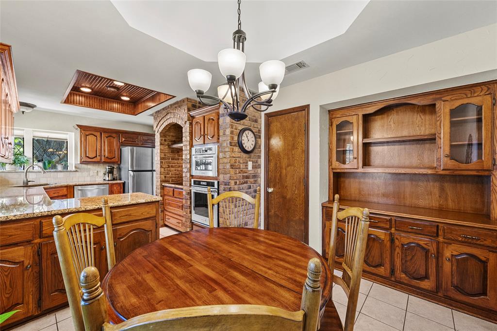 11 Park Central Circle Property Photo 17
