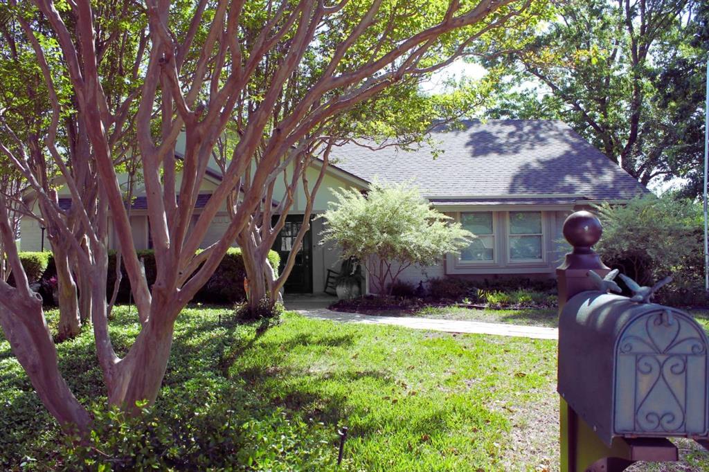 10303 Kingswood Circle Property Photo