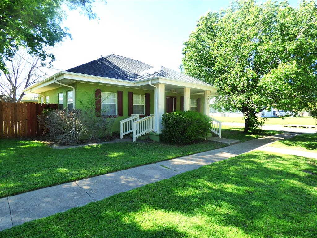 501 S Daugherty Avenue Property Photo