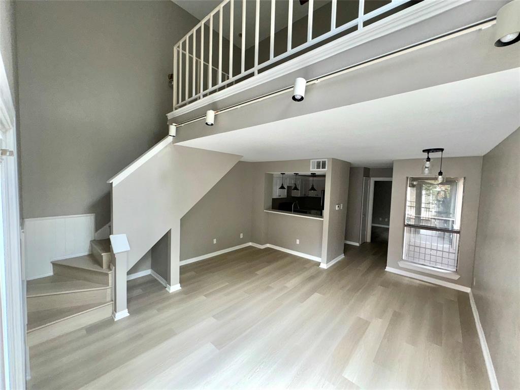 9809 Walnut Street Property Photo