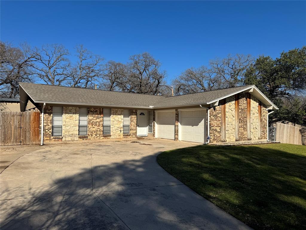 412 Glenhaven Drive Property Photo