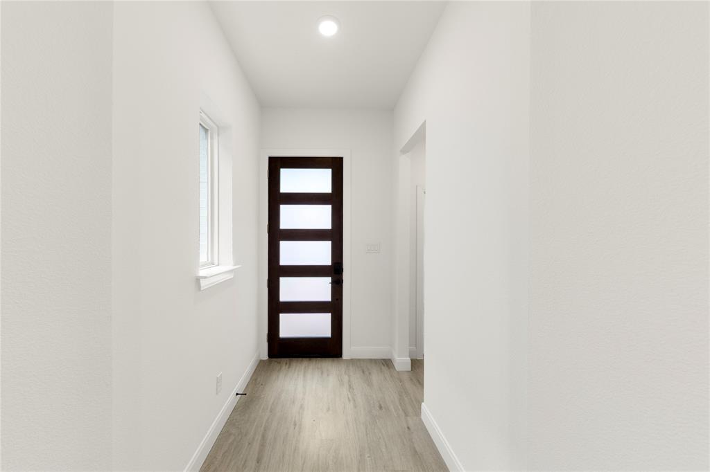 2256 Aspen Chase Drive Property Photo 3