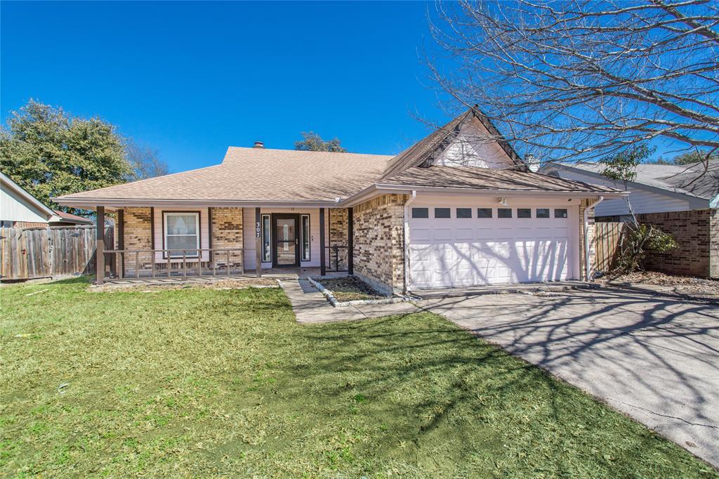 307 Kalmia Drive Property Photo
