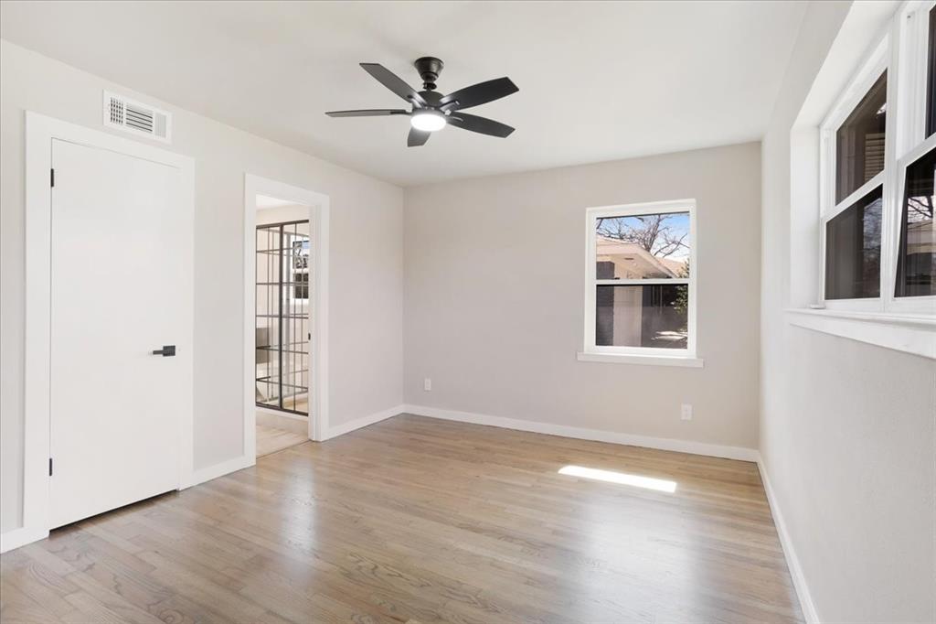 212 Joe White Property Photo 10