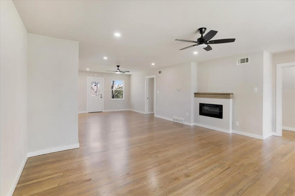 212 Joe White Property Photo 22