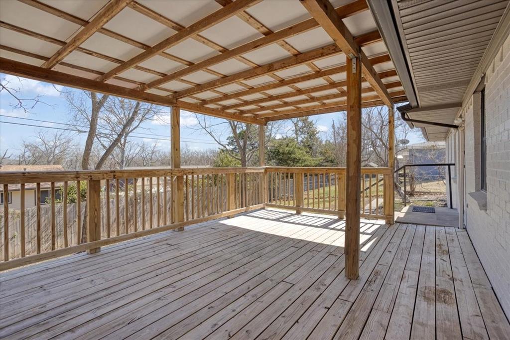 212 Joe White Property Photo 25