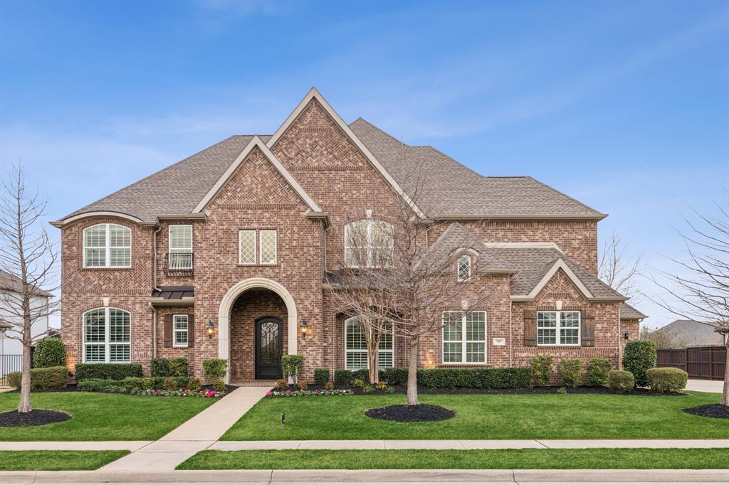 7009 Bach Property Photo