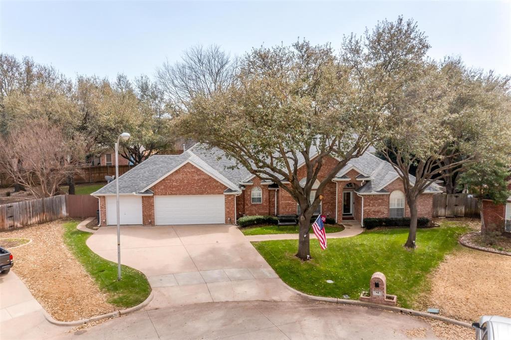 4 Velvet Court Property Photo