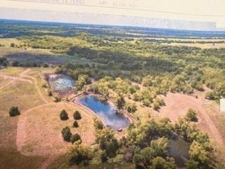 1770 County Road 2116 Property Photo 5