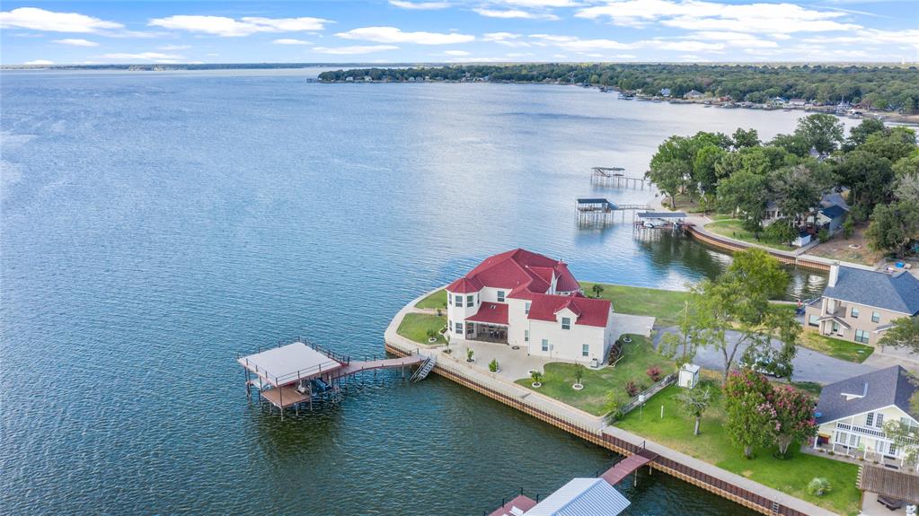 241 Loon Bay Drive Property Photo