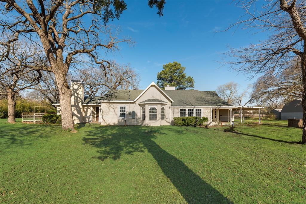 112 W Farmers Road Property Photo