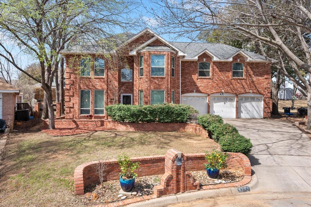 4504 Fox Hollow Court Property Photo