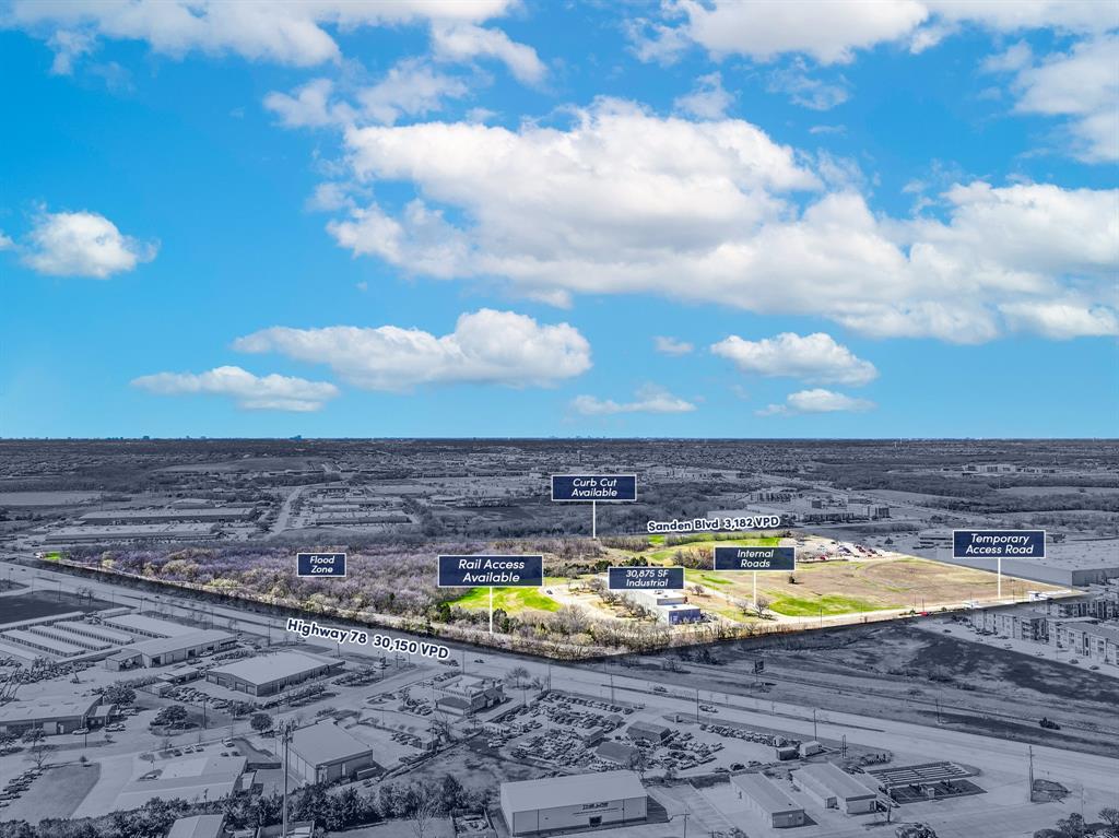 611 Sanden Boulevard Lots 4-5 Property Photo 1