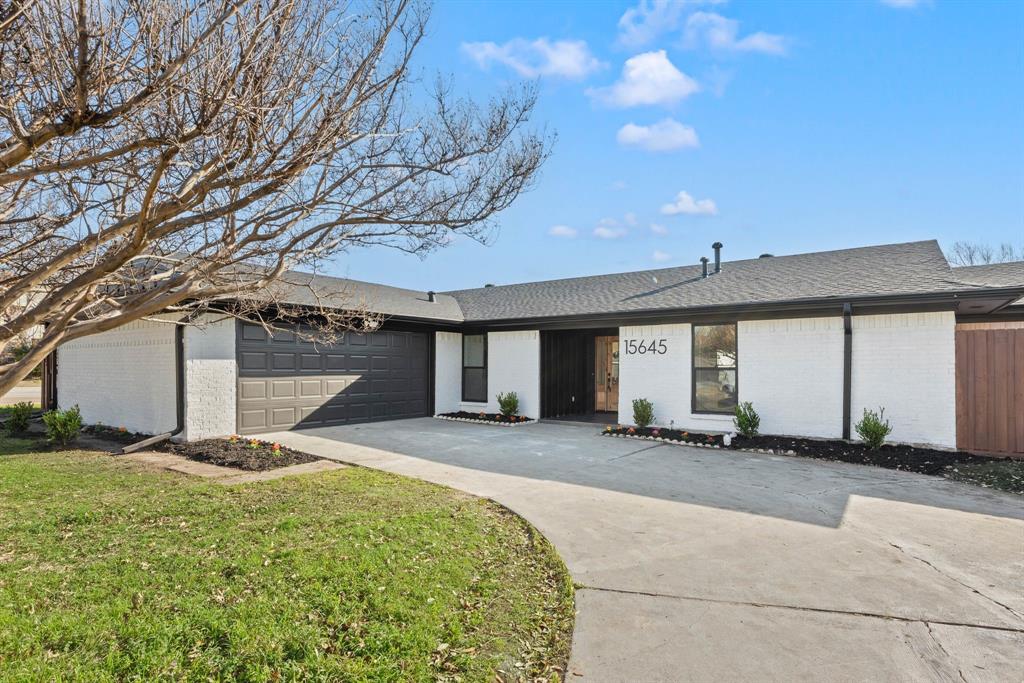 15645 Kingscrest Circle Property Photo
