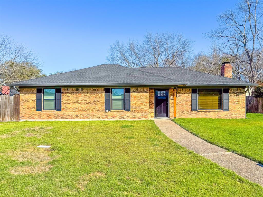224 Churchill Avenue Property Photo