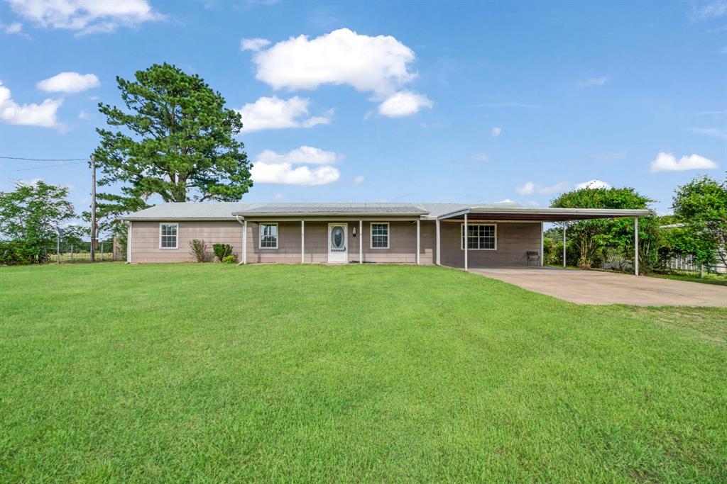 2320 County Road 44800 Property Photo 1