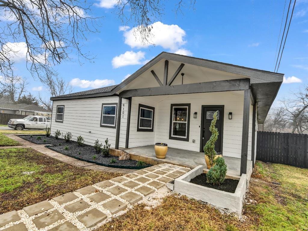9101 Oels Street Property Photo