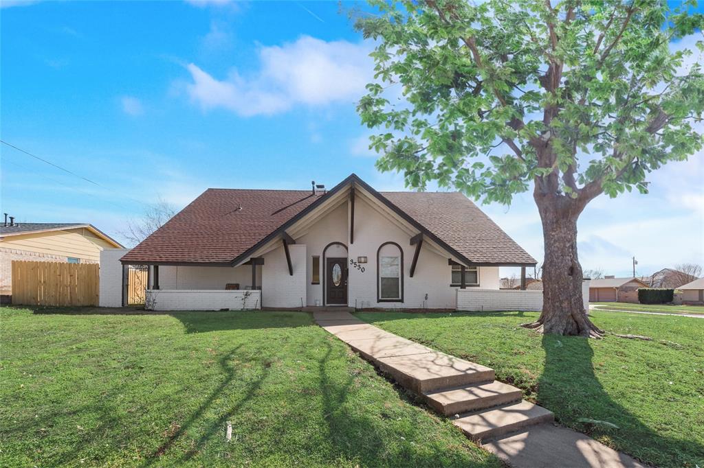 3530 Grande Bulevar Property Photo 1