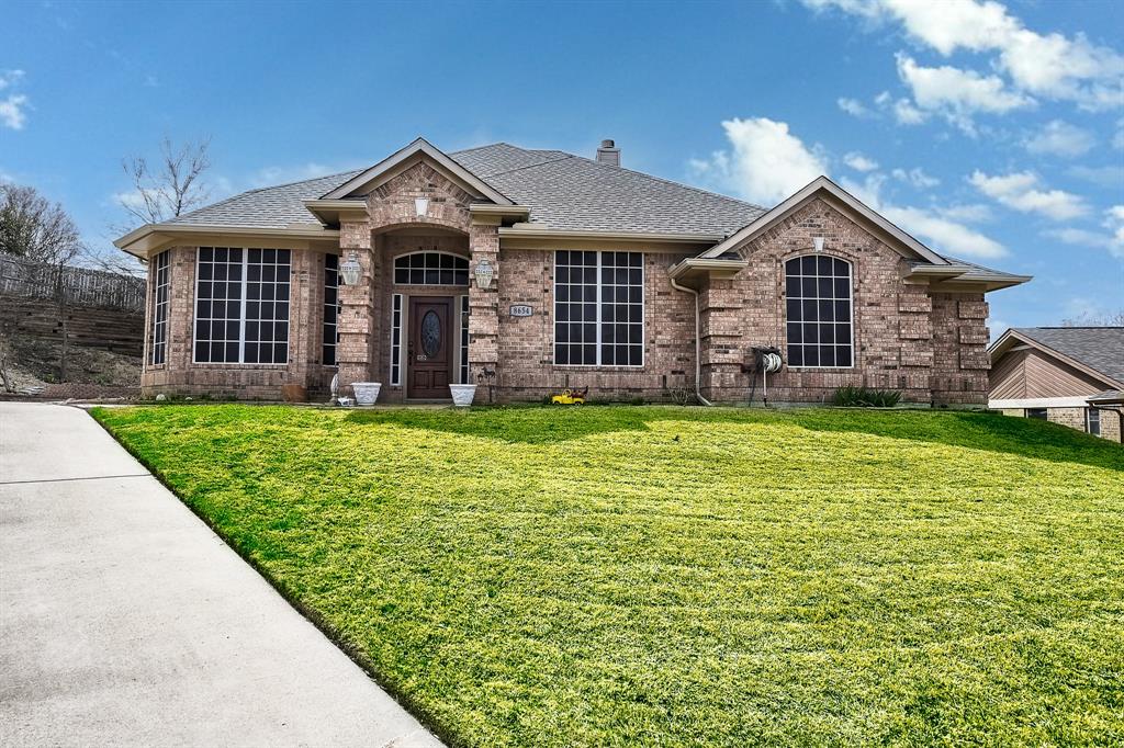 8654 Glen Hollow Drive Property Photo