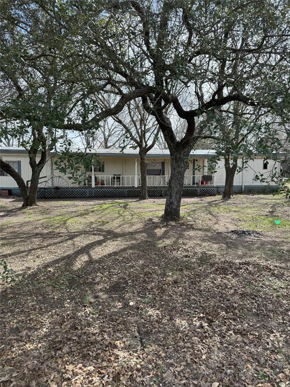 18715 Fm 709 Property Photo