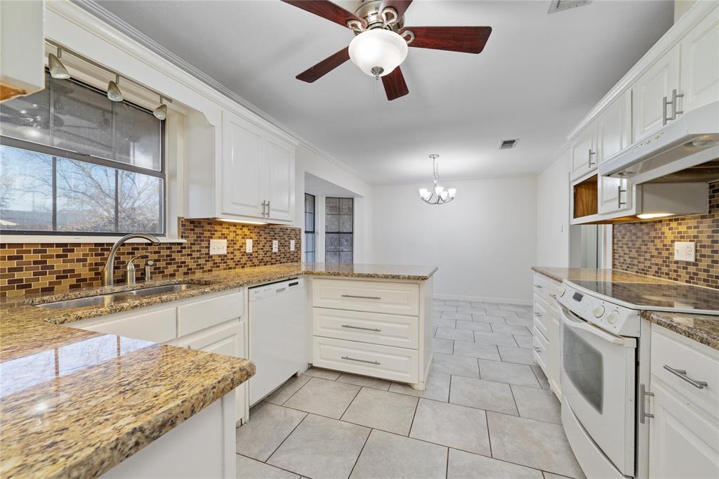 2304 10th Street Property Photo 8