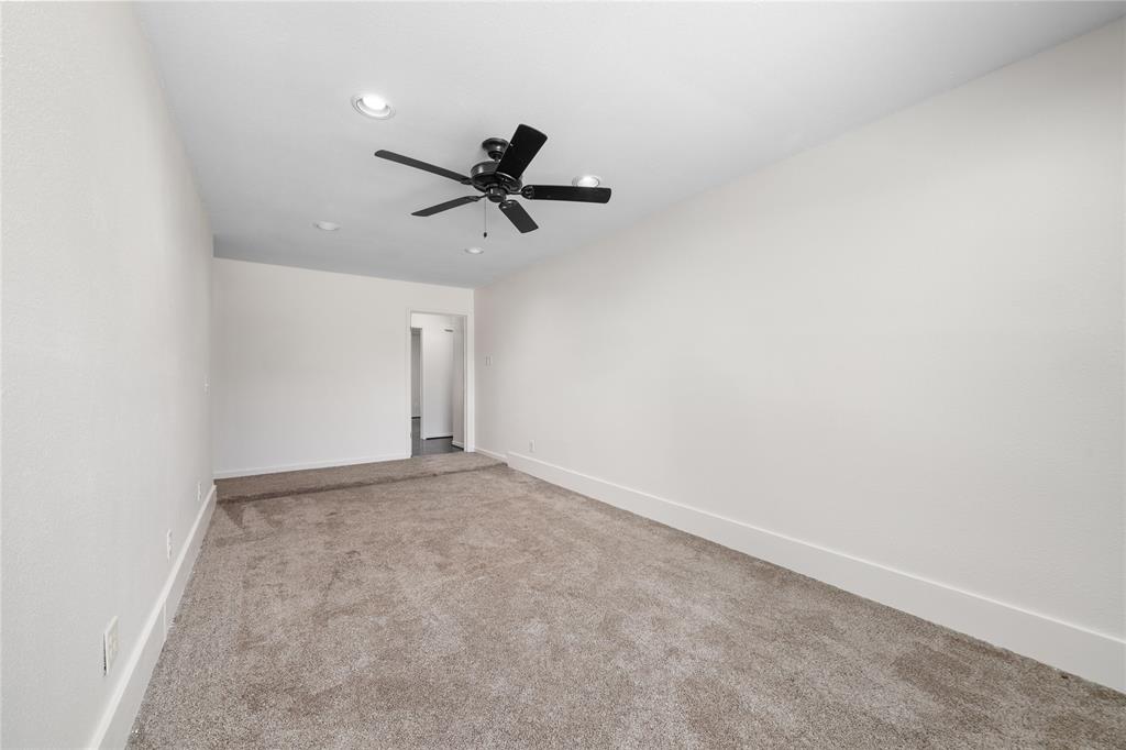 2304 10th Street Property Photo 19