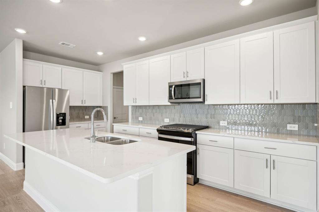 6657 Stone Elm Lane Property Photo