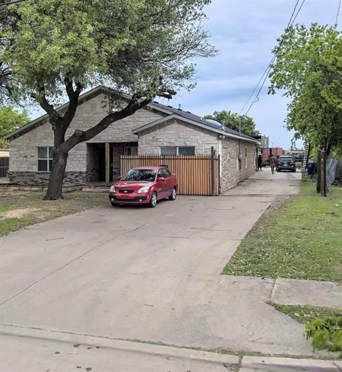 3216 Nandina Drive Property Photo
