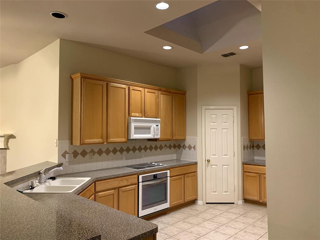 9706 Adolphus Drive Property Photo