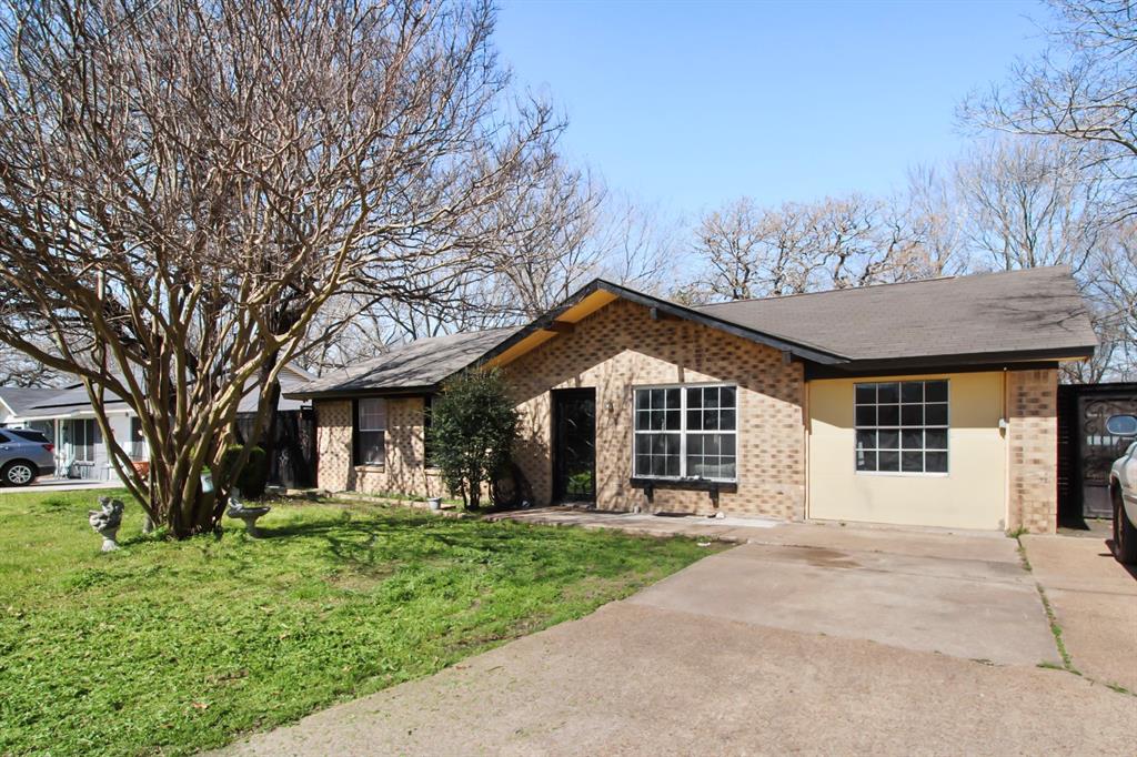 114 W Adkins Street Property Photo