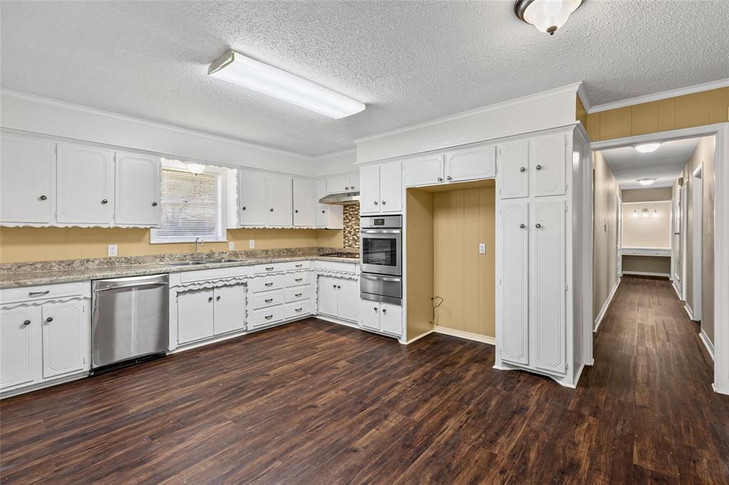 6305 Chapman Drive Property Photo 1