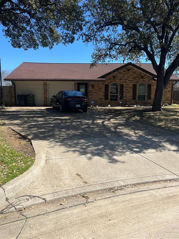 2903 Stratford Court Property Photo 1