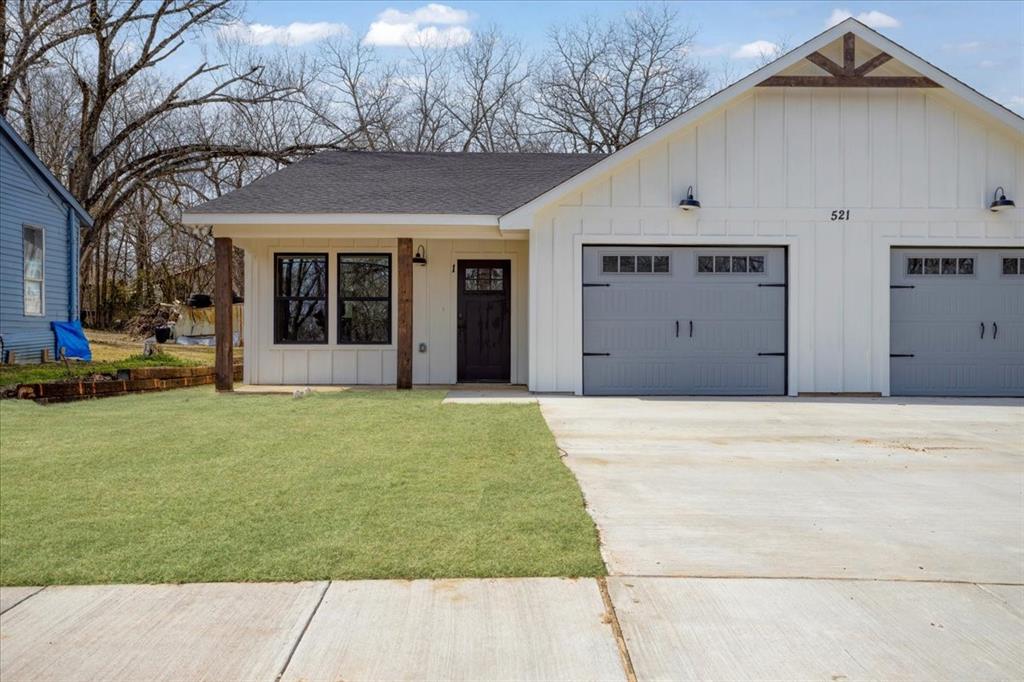 521 Gates Street Property Photo 1
