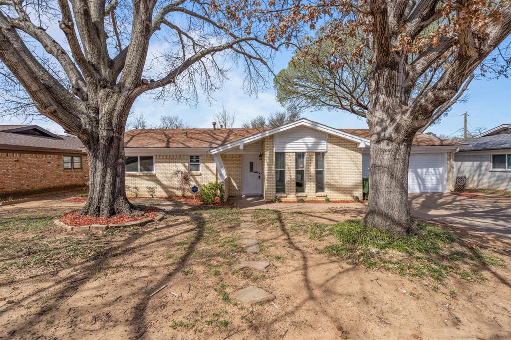 1129 Irwin Drive