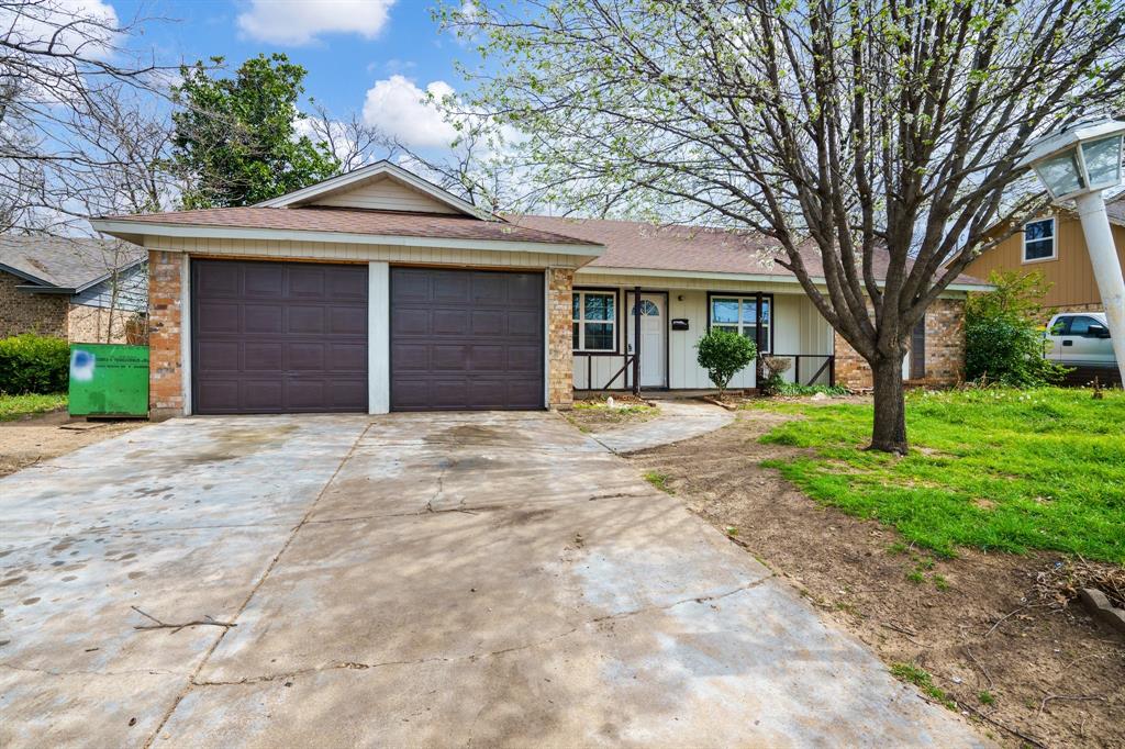 505 Langley Avenue Property Photo