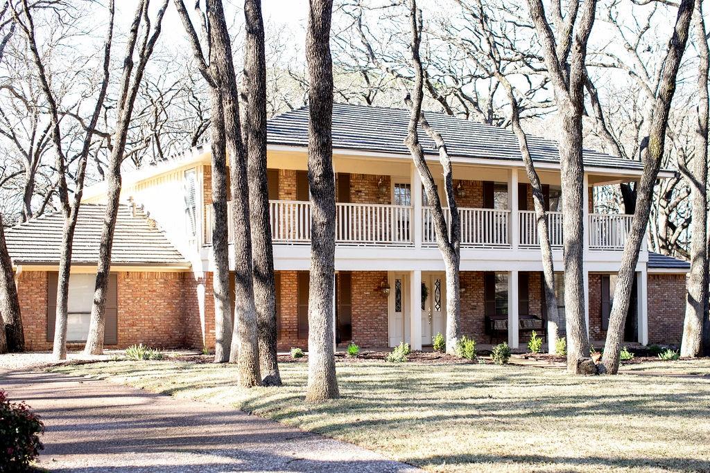 2108 Cross Creek Court Property Photo 1