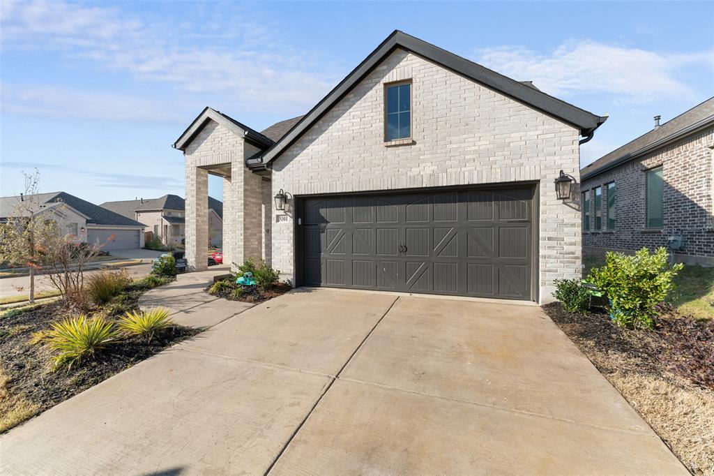 3101 Winecup Way Property Photo