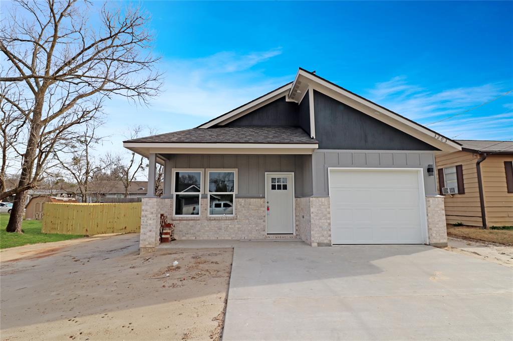 3203 Poplar Street Property Photo