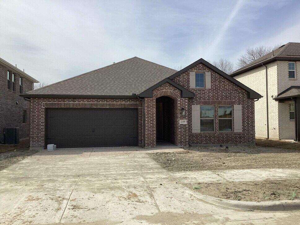 2109 Meadowlark Lane Property Photo