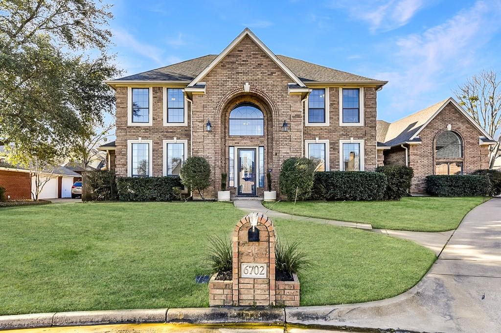 Boles Real Estate Listings Main Image