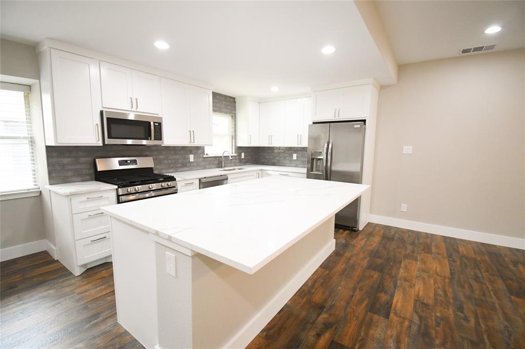 2908 N Britain Road Property Photo