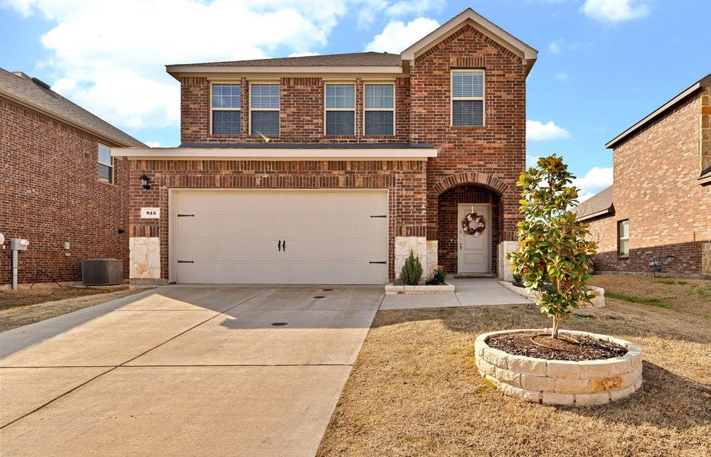 815 Cormorant Street Property Photo