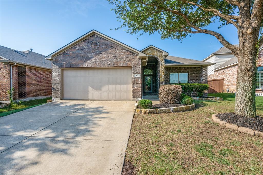 1433 Zanna Grace Way Property Photo