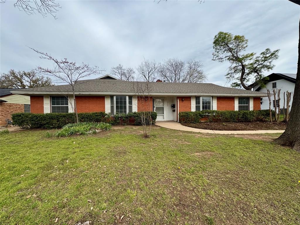 2029 Woodhaven Drive Property Photo