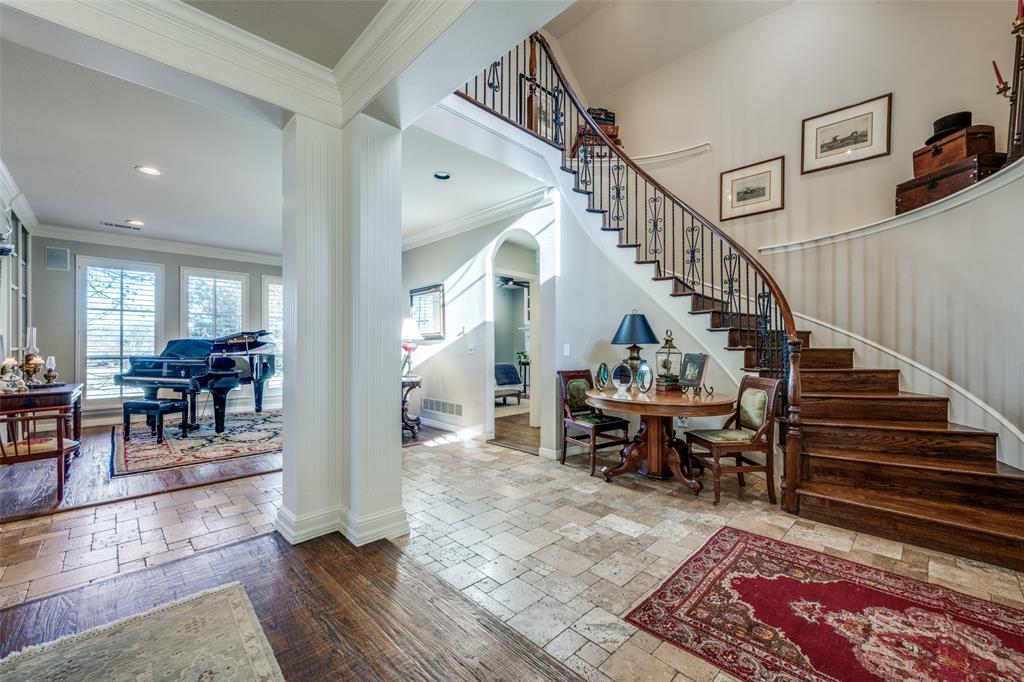 1630 Oak Ridge Drive Property Photo 3