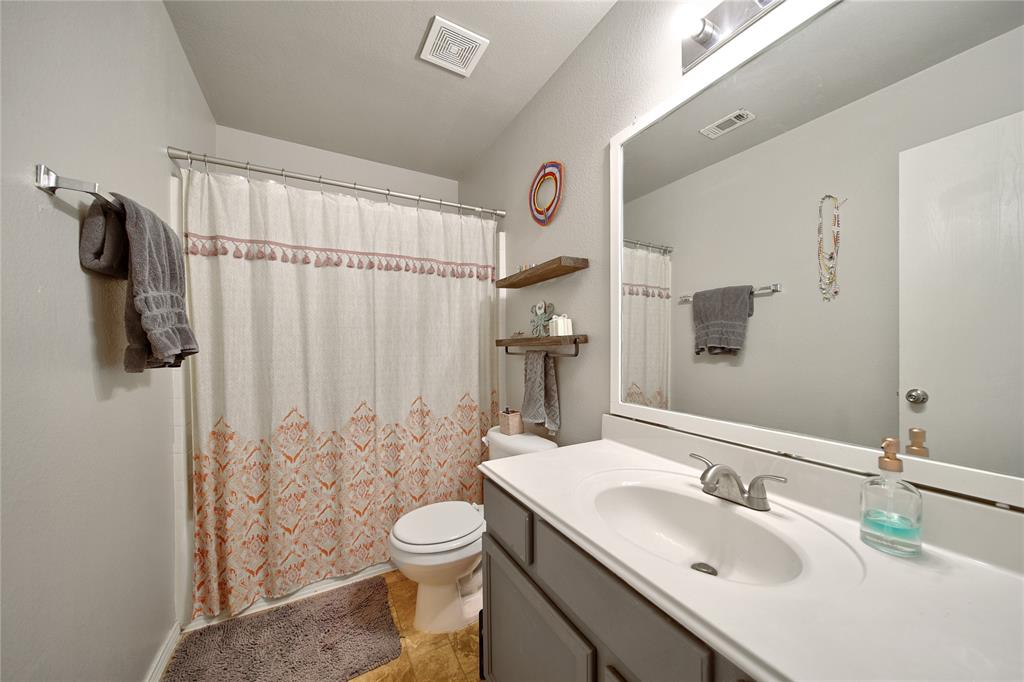 2816 Saint Bernard Drive Property Photo 17