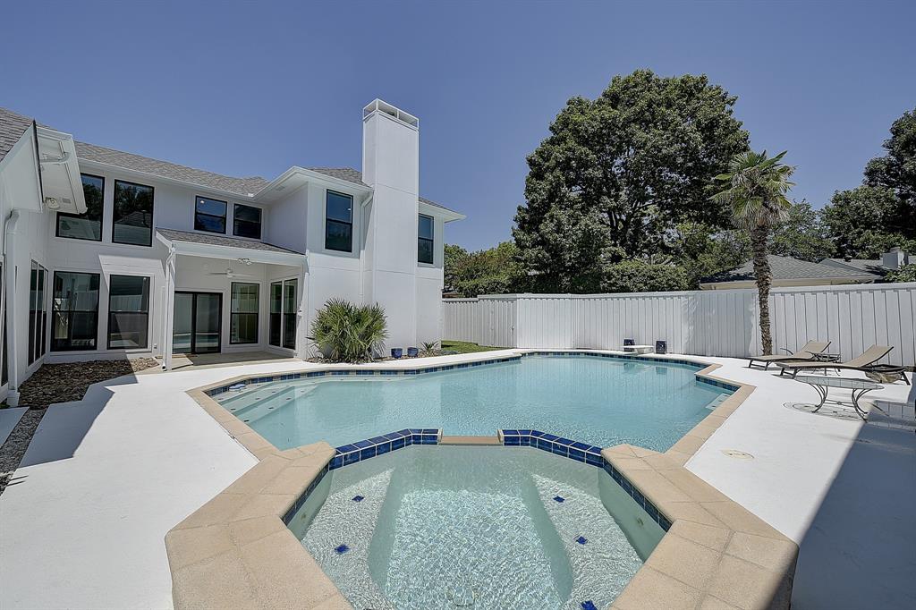 5815 Sand Shell Court Property Photo