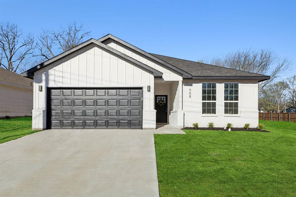 908 Edgar Street Property Photo