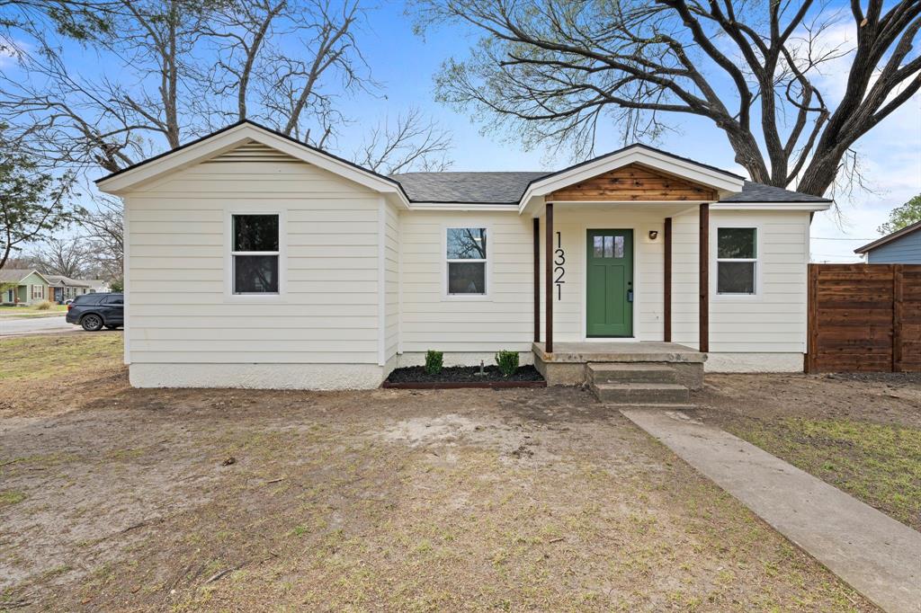 1321 Easton Road Property Photo