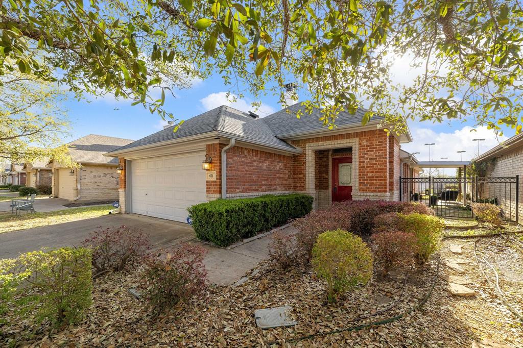 821 Claycourt Circle Property Photo